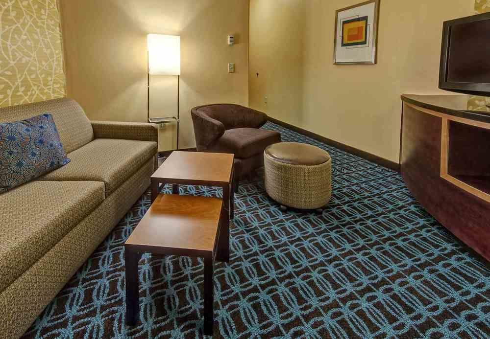 Fairfield Inn & Suites By Marriott Oklahoma City Nw Expressway/Warr Acres Dış mekan fotoğraf