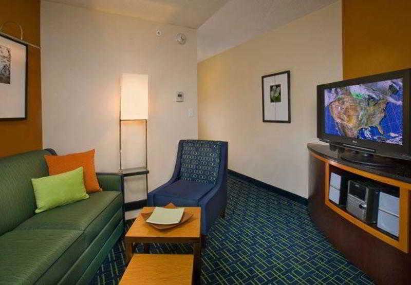 Fairfield Inn & Suites By Marriott Oklahoma City Nw Expressway/Warr Acres Dış mekan fotoğraf