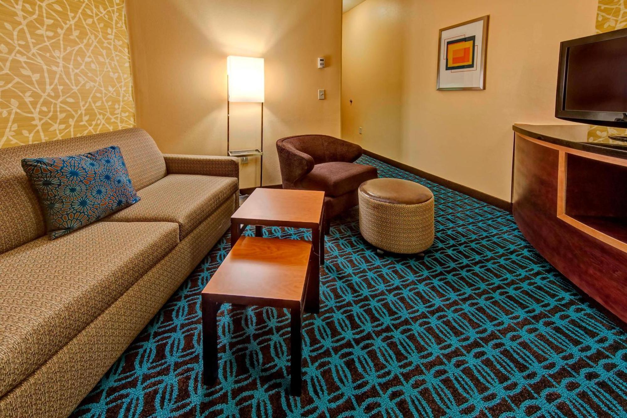 Fairfield Inn & Suites By Marriott Oklahoma City Nw Expressway/Warr Acres Dış mekan fotoğraf